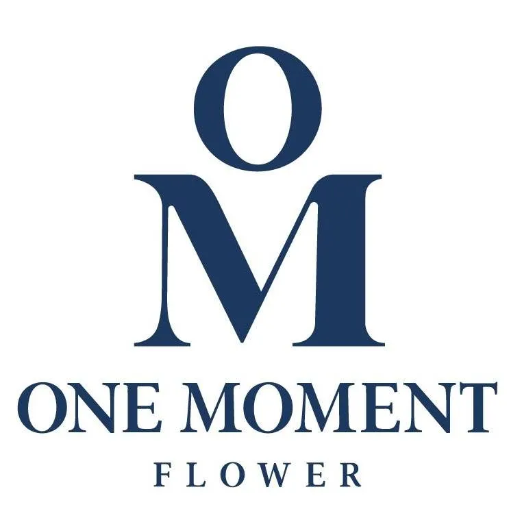 One Moment logo