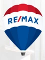 RE MAX Dynamics Realty logo