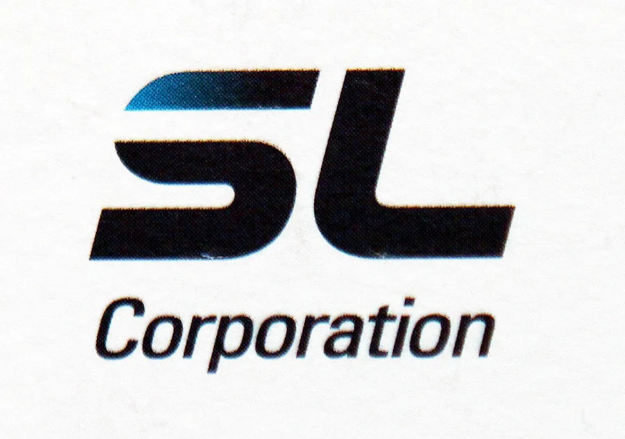 SL Corporation logo