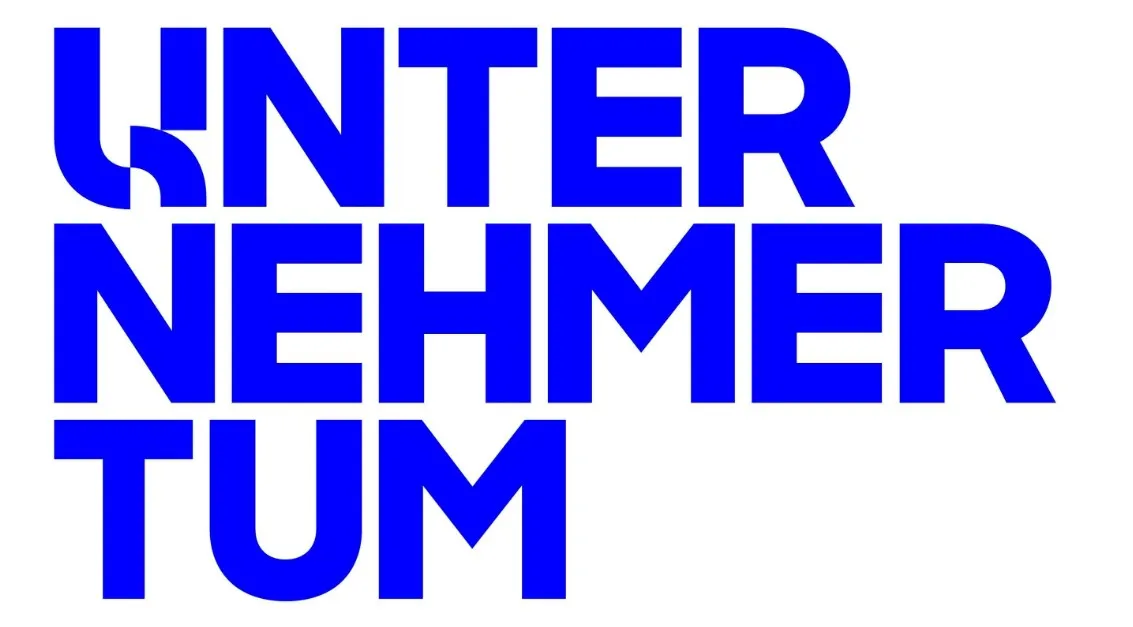 UnternehmerTUM logo