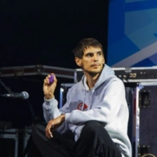 Олег Дволятик