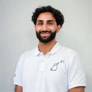 Adil L.