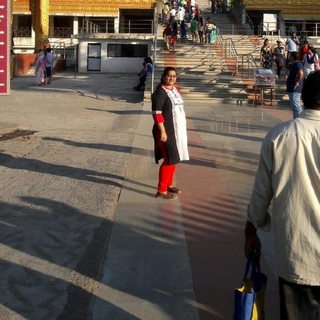 Adv Priya Bhojani