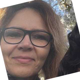 Alena Chenevix Trench