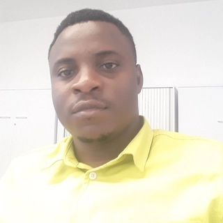 Alex Manivete