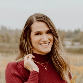 Alexandra Clark