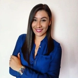 Alma López