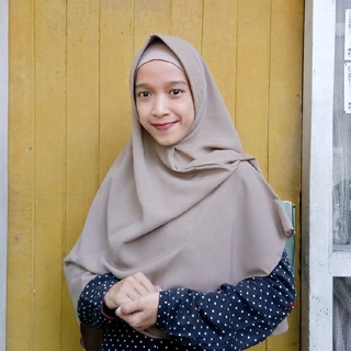 Almira Fitri Octaviani