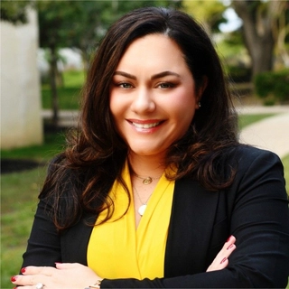 Alona Dunlap, CRCR, ARCR