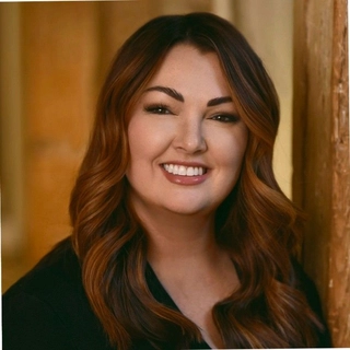 Amanda Caldicott, BA, RT(R)(VI)