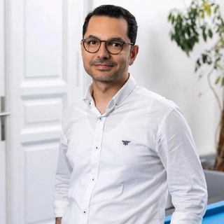 Amin Reza Mansoori