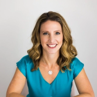 Amy Castronova