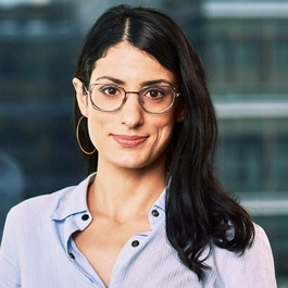 Amy Ziari
