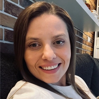 Aneta Koper