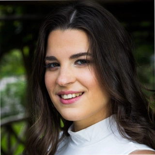 Angéla Váradi-Lukács