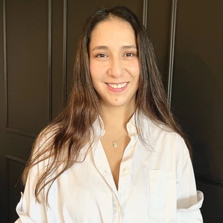 Angela Valdivia Romero