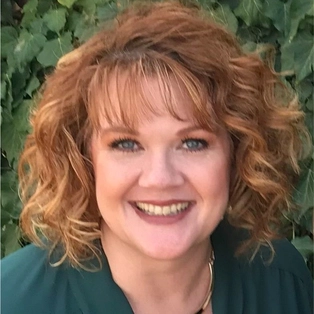 Angi Holt