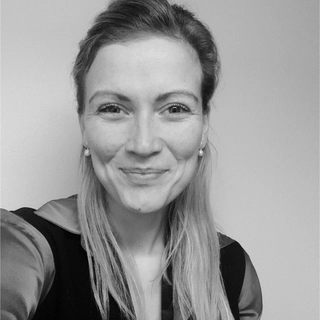 Ann-Louise Theis Littau