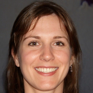 Anna Lewis