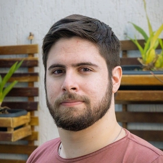 Arthur Brucoli Leme de Moura