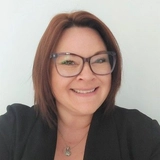 Assoc Cipd) Becky Clark (BA (hons)