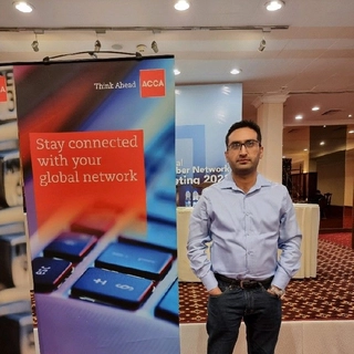 B. Com Muhammad Waseem - Fcca (Hons.)