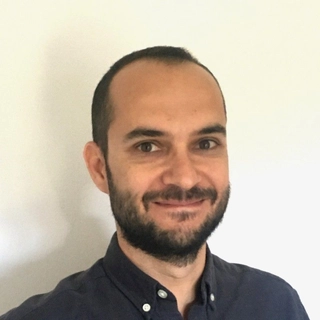 Başar Uğur