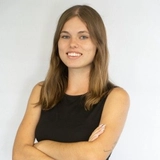 Beatriz Califórnia Candeias