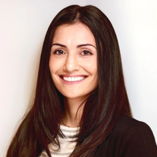 Berenise B. (br · nees)