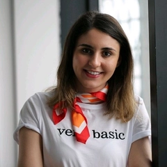 Betül Bakar
