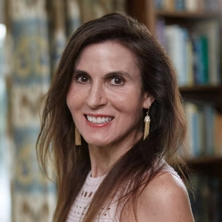 Beth Frates