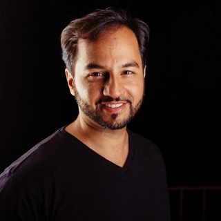 Borzo Baradari, MBBS