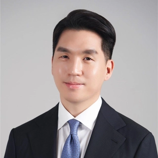 Brian (Jeong-hwan) Roh