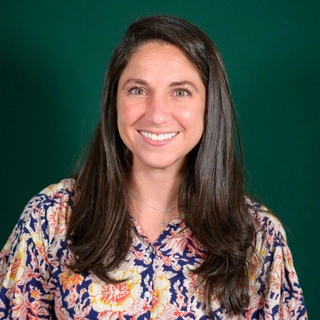 Brittany Hession (Stefano)