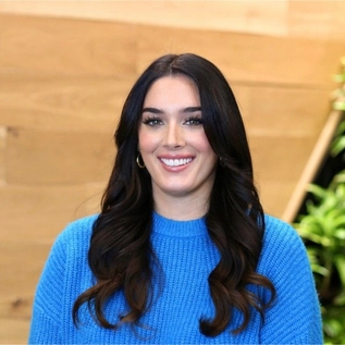 Caitlin Barry