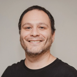 Camilo López A.