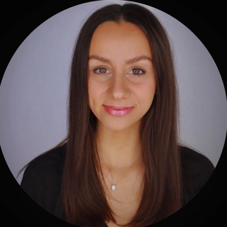Cara Rzecznik