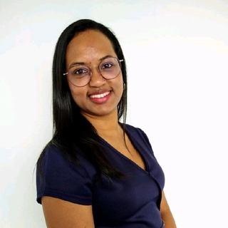 Carine Arlanda-Laroy