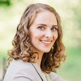 Carolin Holland