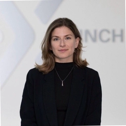 Carolyn de Oliveira Baumann