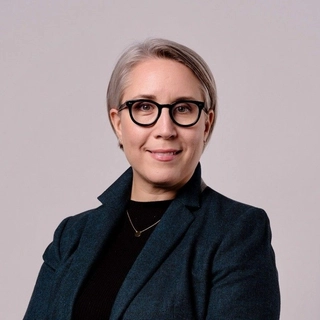 Cate Evans