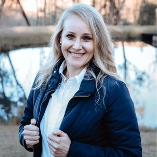Celeste van Tonder Cia