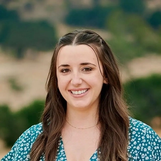 Chelsea Darnelle - Jeong