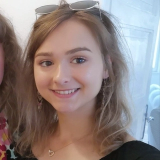 Chloe Evans