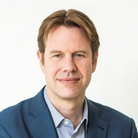 Chris R.
