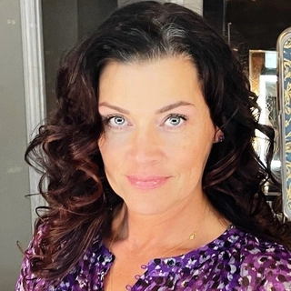 Christa Stewart