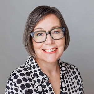 Christine Szustaczek