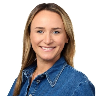 Courtney (Lynch) Holzberger