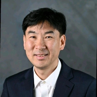 Dan Lee