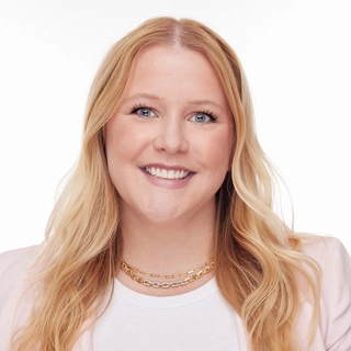 Danielle Newberg Mba